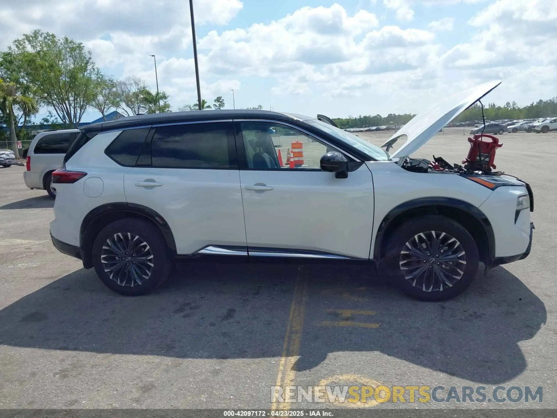13 Photograph of a damaged car JN8BT3DC7RW070194 NISSAN ROGUE 2024