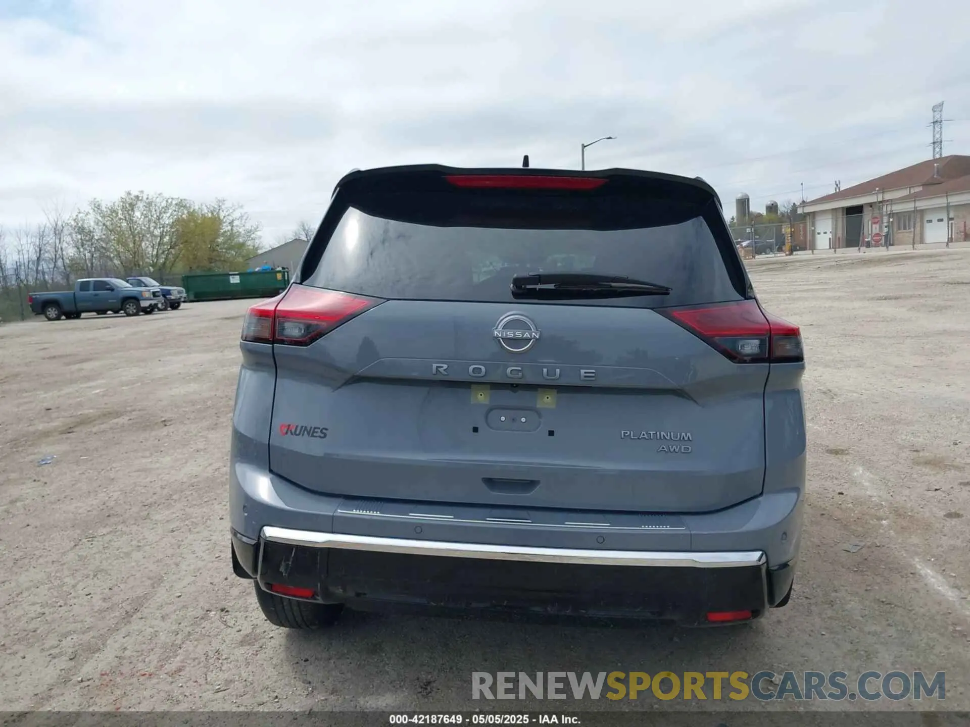 17 Photograph of a damaged car JN8BT3DDXRW253128 NISSAN ROGUE 2024