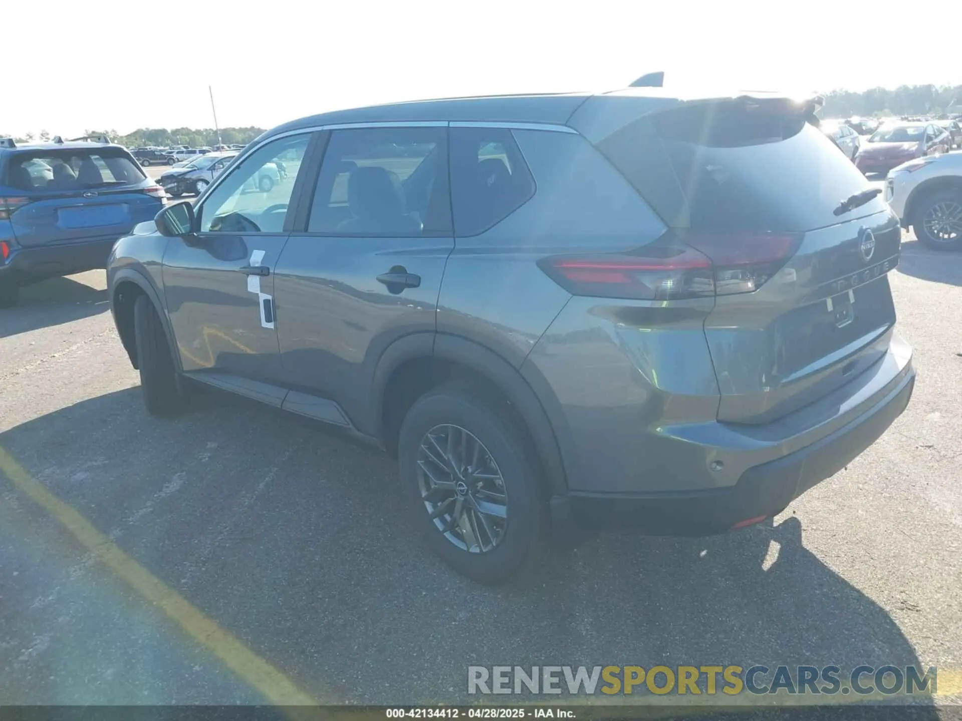 3 Photograph of a damaged car 5N1BT3AA0SC849115 NISSAN ROGUE 2025