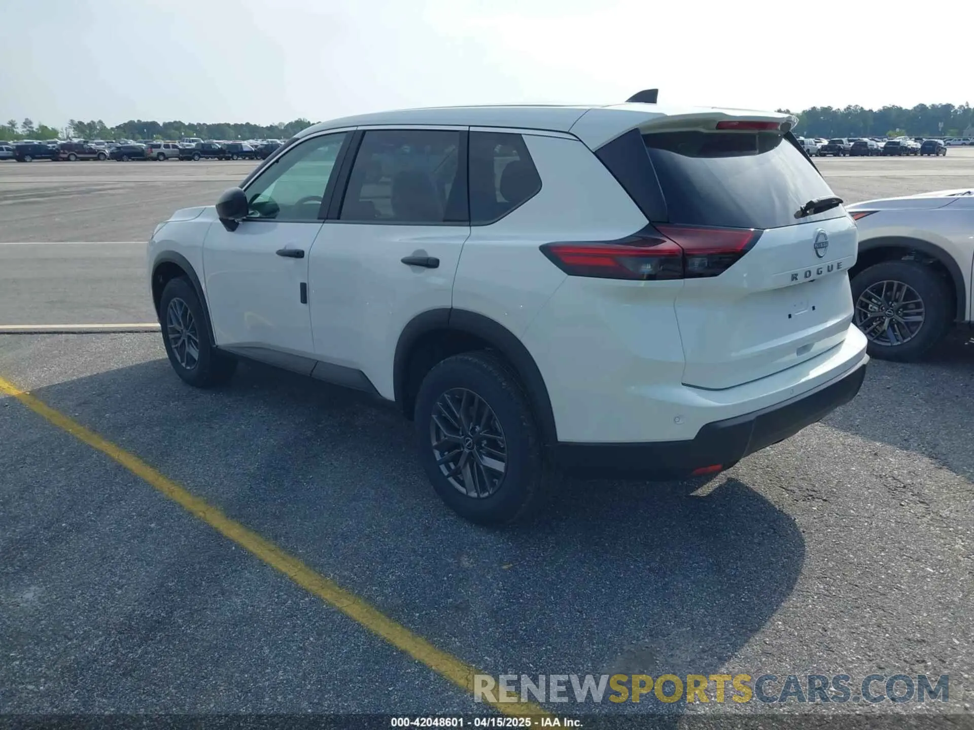 3 Photograph of a damaged car 5N1BT3AA1SC846157 NISSAN ROGUE 2025