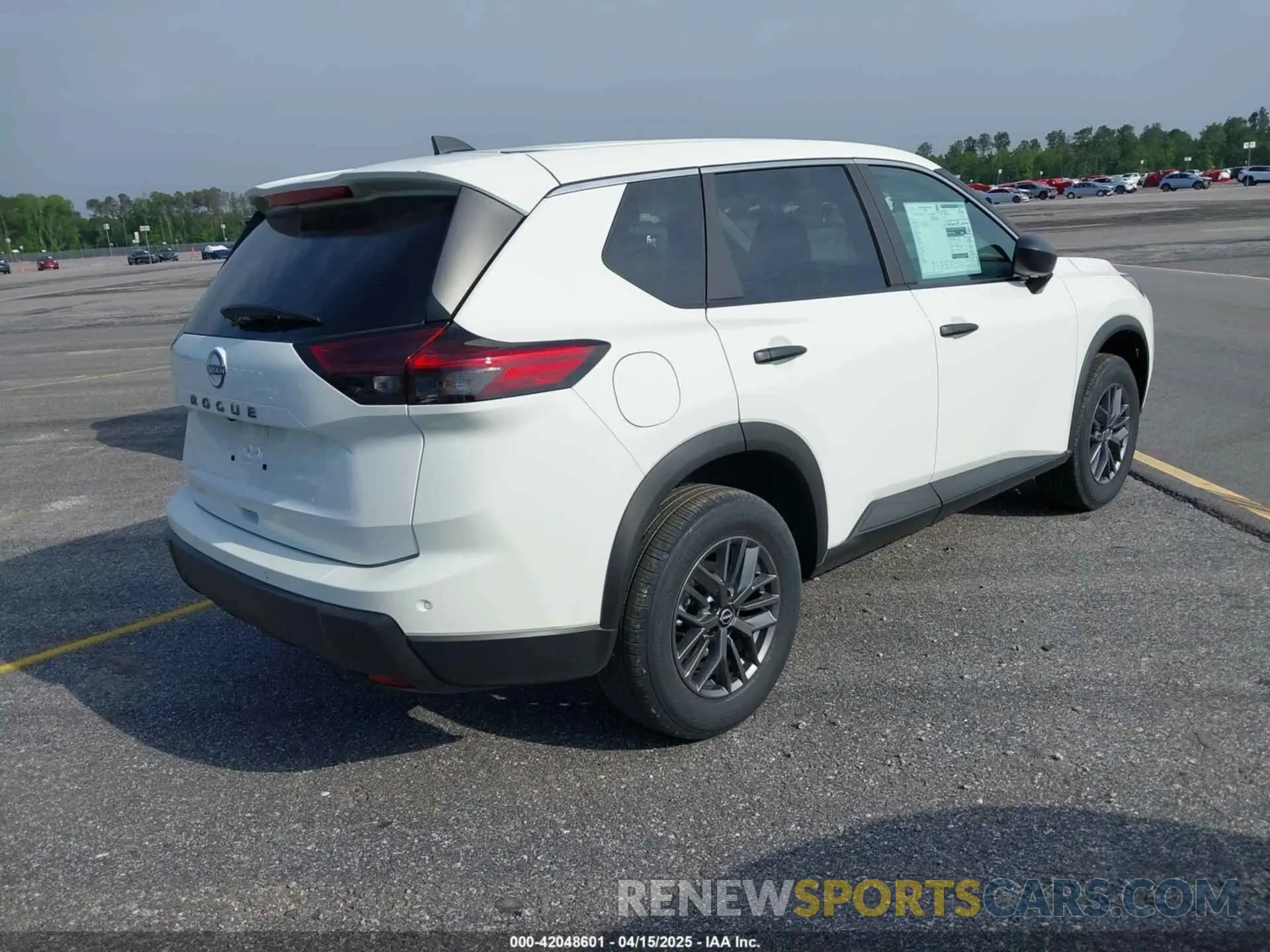 4 Photograph of a damaged car 5N1BT3AA1SC846157 NISSAN ROGUE 2025