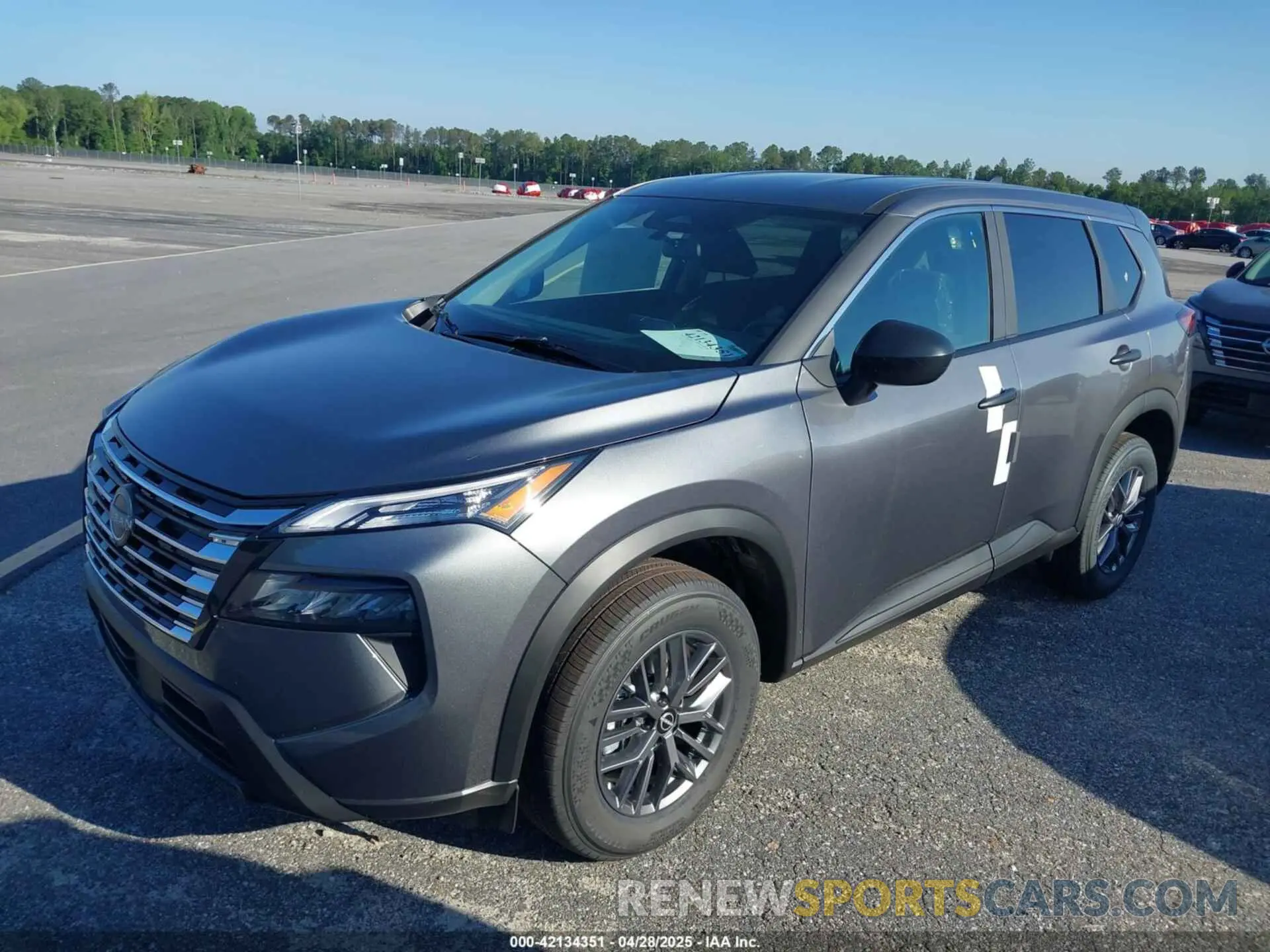 2 Photograph of a damaged car 5N1BT3AA6SC850172 NISSAN ROGUE 2025