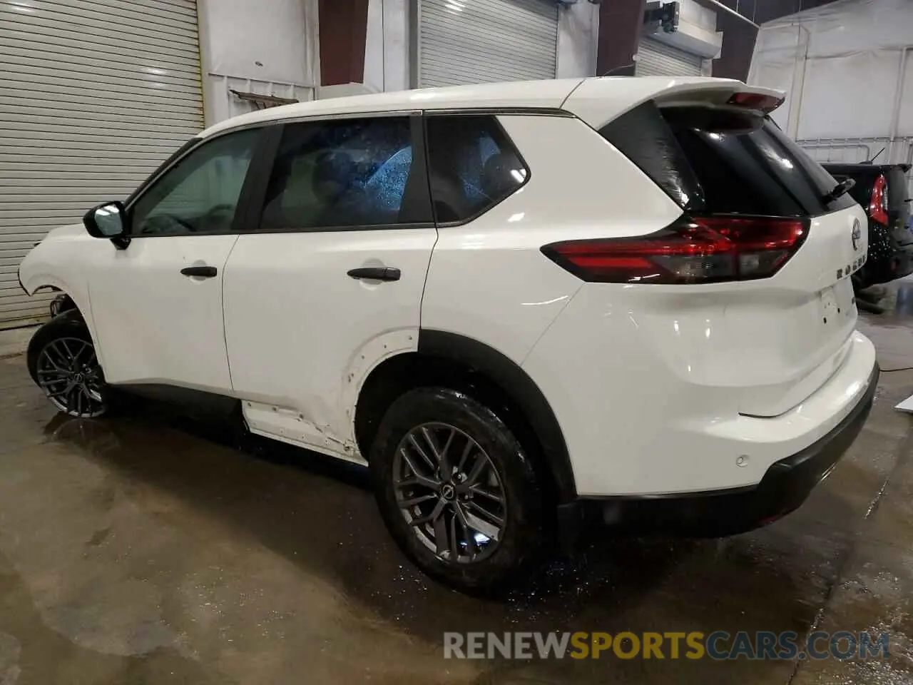 2 Photograph of a damaged car 5N1BT3AB1SC673099 NISSAN ROGUE 2025