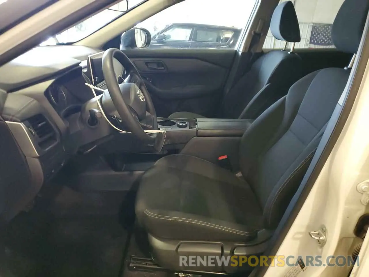 7 Photograph of a damaged car 5N1BT3AB1SC673099 NISSAN ROGUE 2025