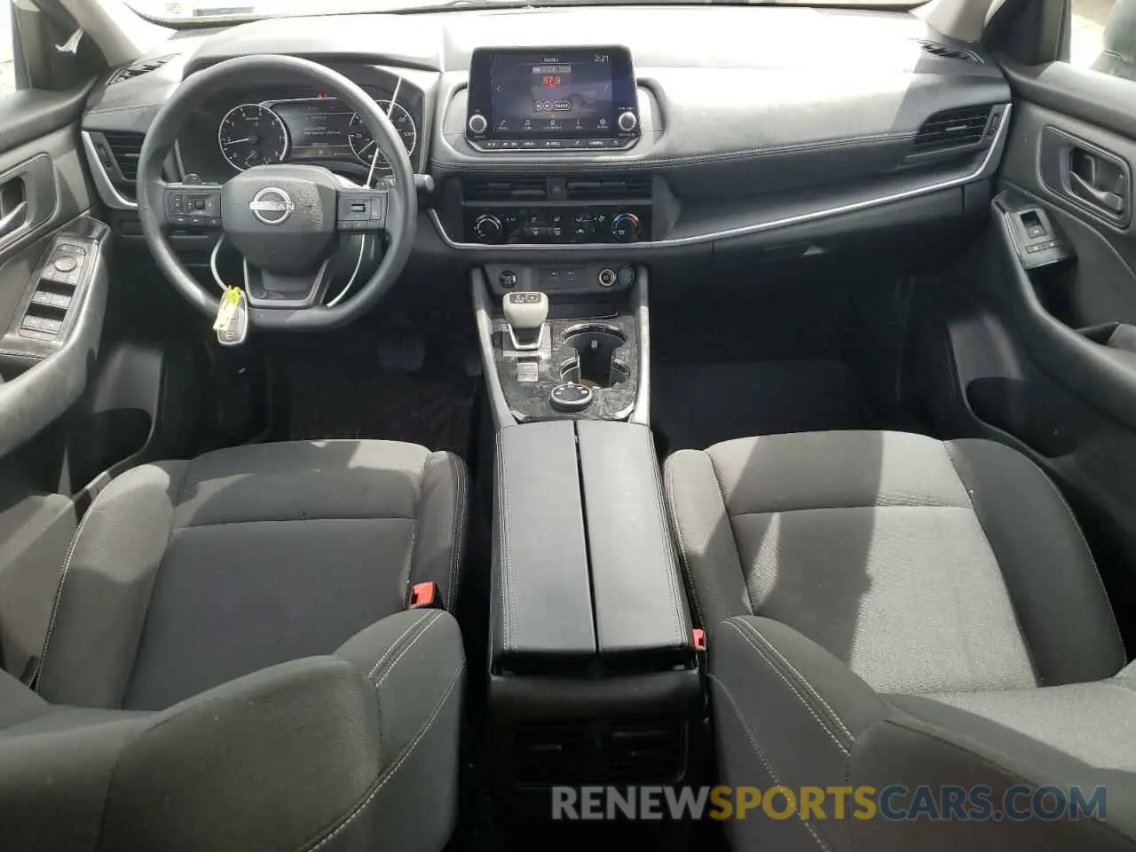 8 Photograph of a damaged car 5N1BT3AB3SC808390 NISSAN ROGUE 2025