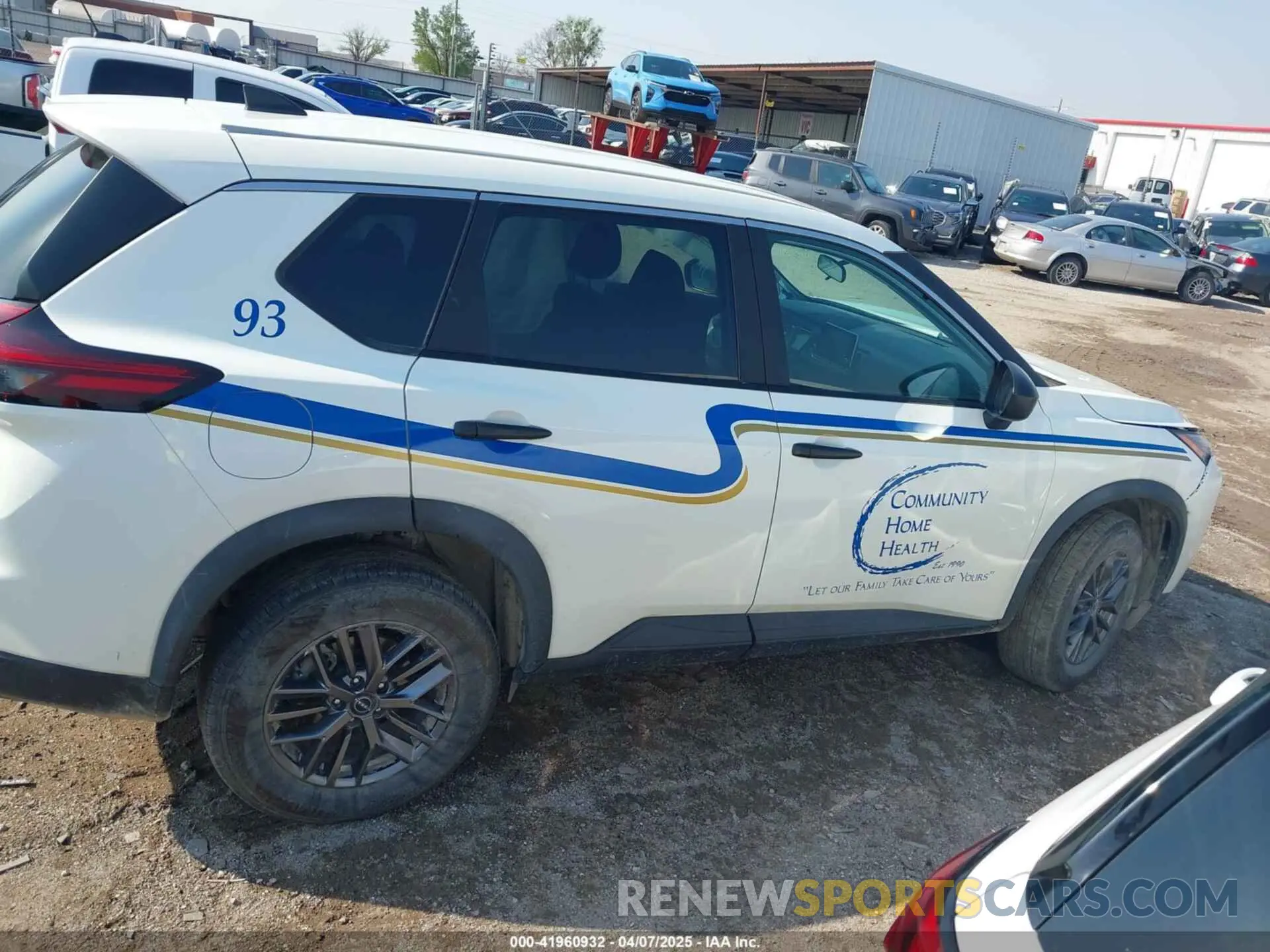 13 Photograph of a damaged car 5N1BT3AB4SC777425 NISSAN ROGUE 2025