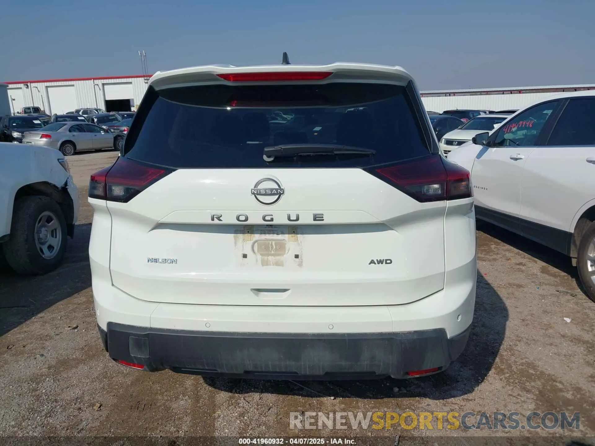 16 Photograph of a damaged car 5N1BT3AB4SC777425 NISSAN ROGUE 2025