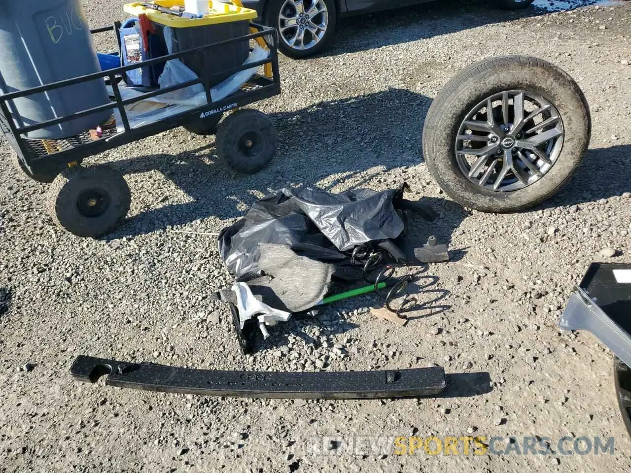 13 Photograph of a damaged car 5N1BT3AB8SC772258 NISSAN ROGUE 2025