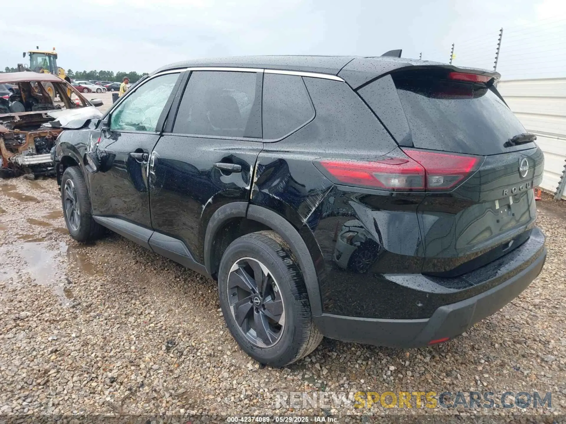 3 Photograph of a damaged car 5N1BT3BA0SC774916 NISSAN ROGUE 2025