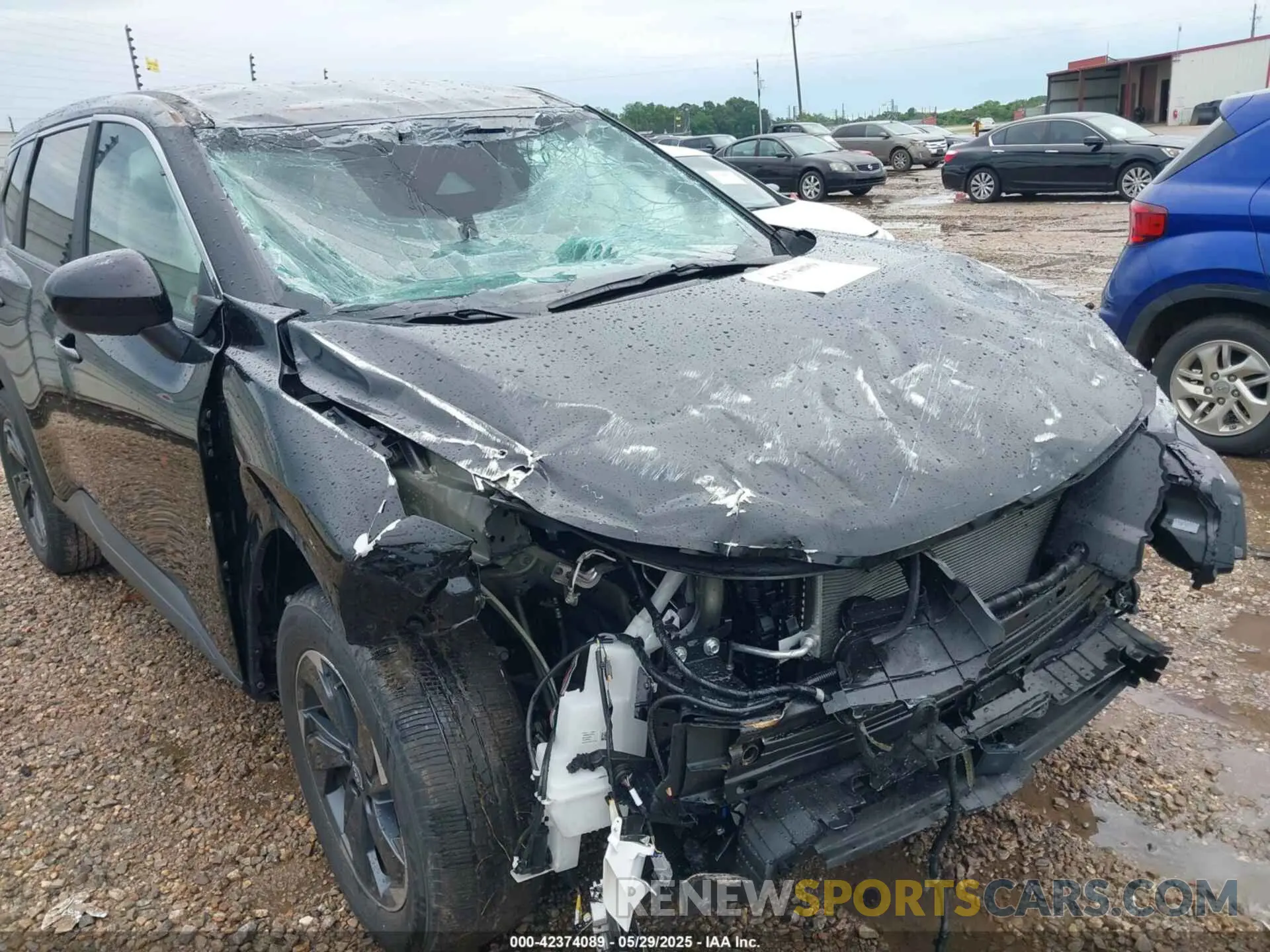 6 Photograph of a damaged car 5N1BT3BA0SC774916 NISSAN ROGUE 2025