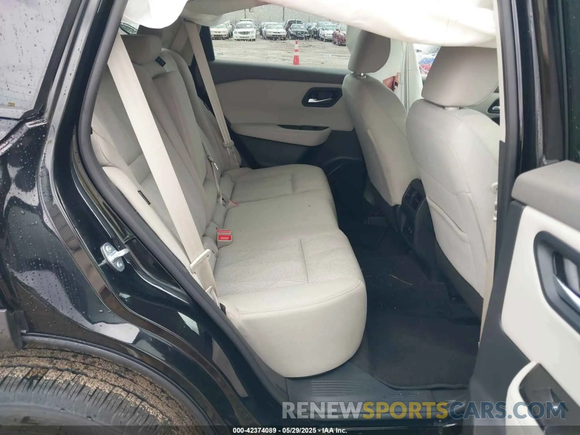 8 Photograph of a damaged car 5N1BT3BA0SC774916 NISSAN ROGUE 2025