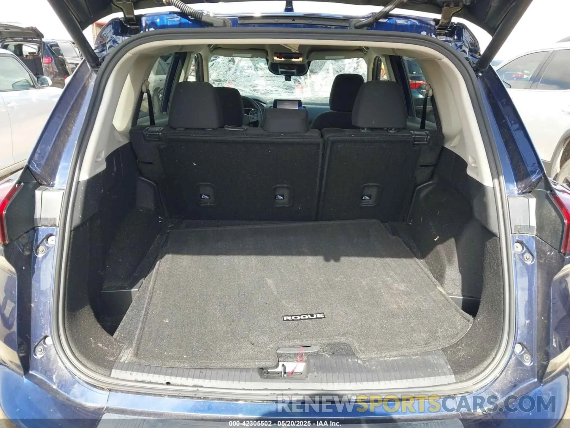 17 Photograph of a damaged car 5N1BT3BA0SC793255 NISSAN ROGUE 2025