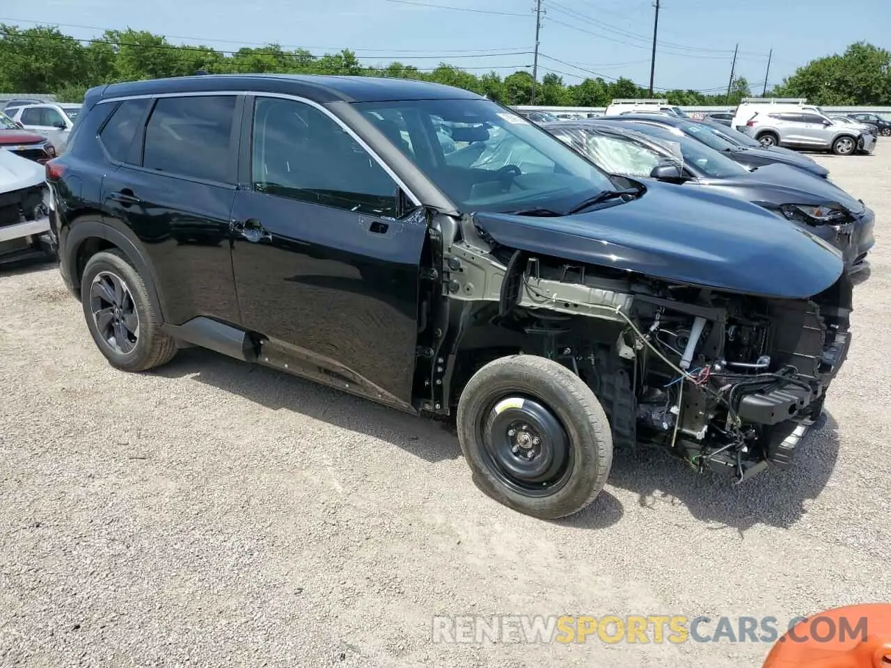4 Photograph of a damaged car 5N1BT3BA0SC803301 NISSAN ROGUE 2025