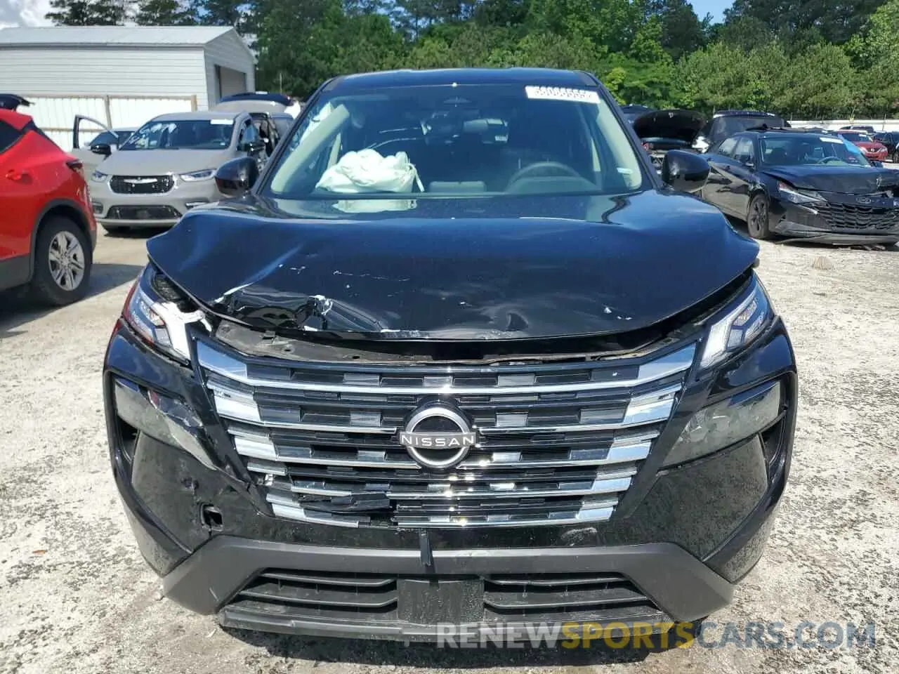 5 Photograph of a damaged car 5N1BT3BA3SC811554 NISSAN ROGUE 2025