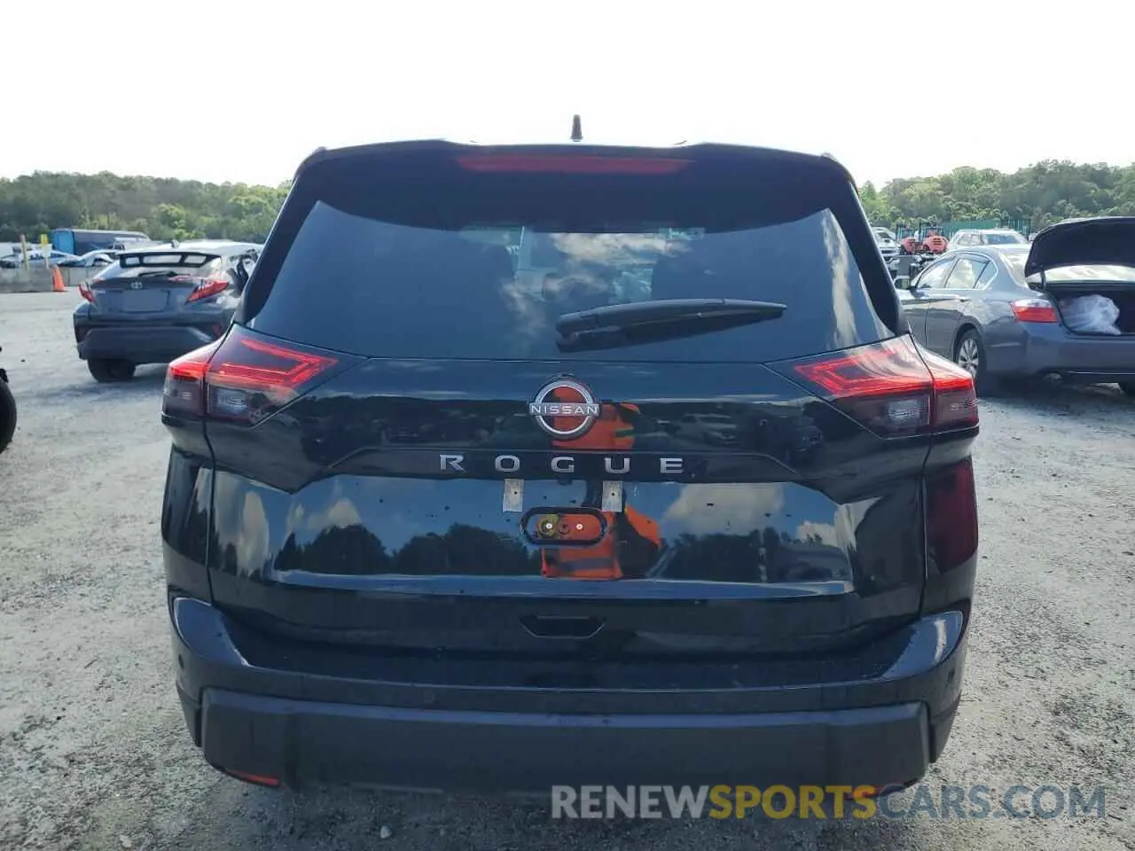 6 Photograph of a damaged car 5N1BT3BA3SC811554 NISSAN ROGUE 2025