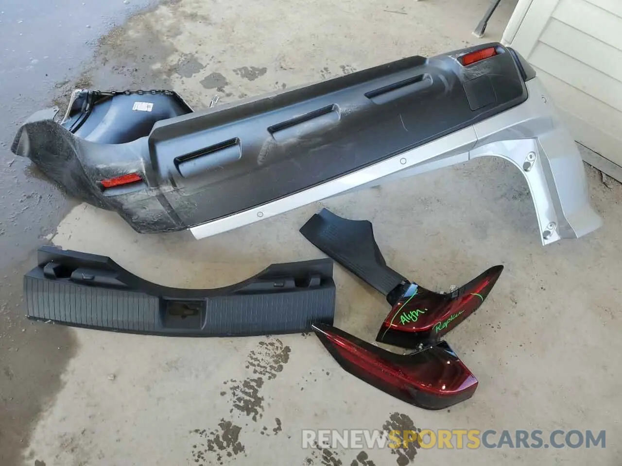 13 Photograph of a damaged car 5N1BT3BA3SC826958 NISSAN ROGUE 2025