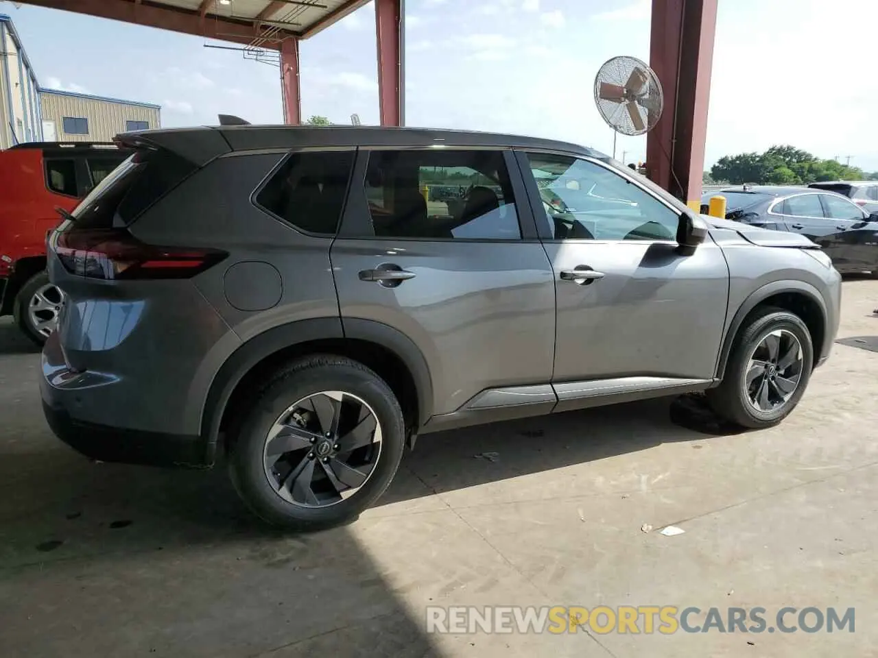 3 Photograph of a damaged car 5N1BT3BA4SC826080 NISSAN ROGUE 2025