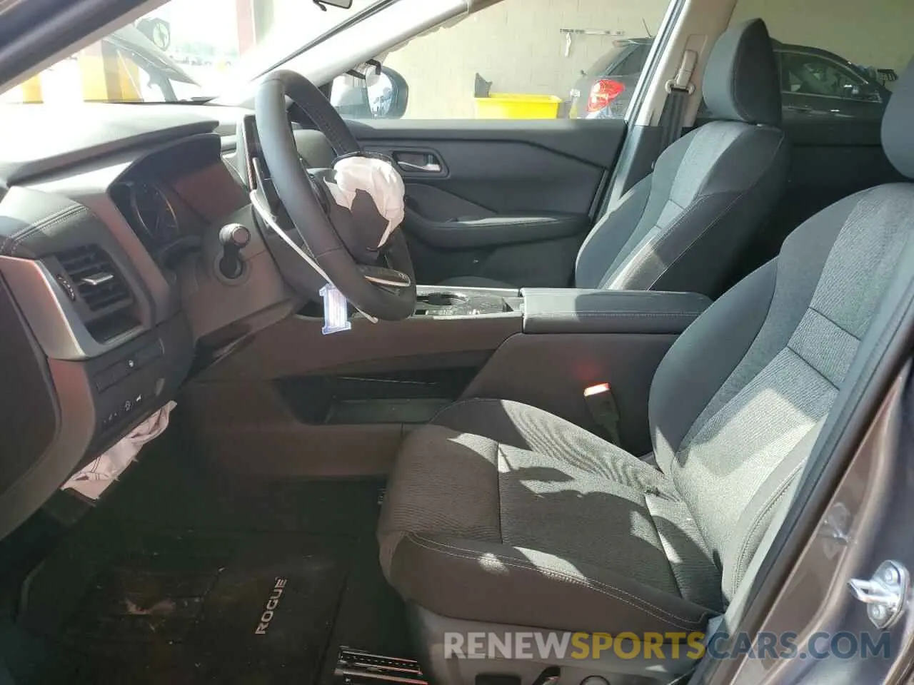 7 Photograph of a damaged car 5N1BT3BA4SC826080 NISSAN ROGUE 2025