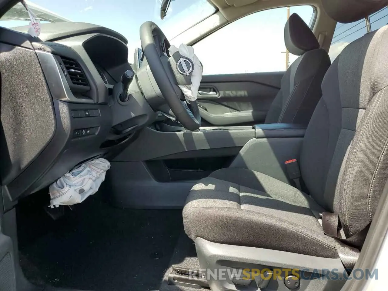 7 Photograph of a damaged car 5N1BT3BA5SC804914 NISSAN ROGUE 2025