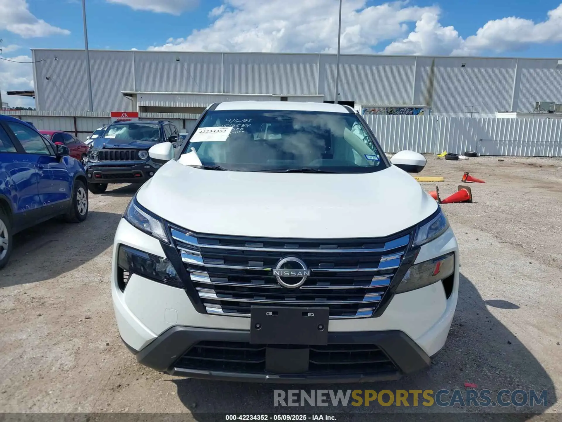 12 Photograph of a damaged car 5N1BT3BA5SC828212 NISSAN ROGUE 2025