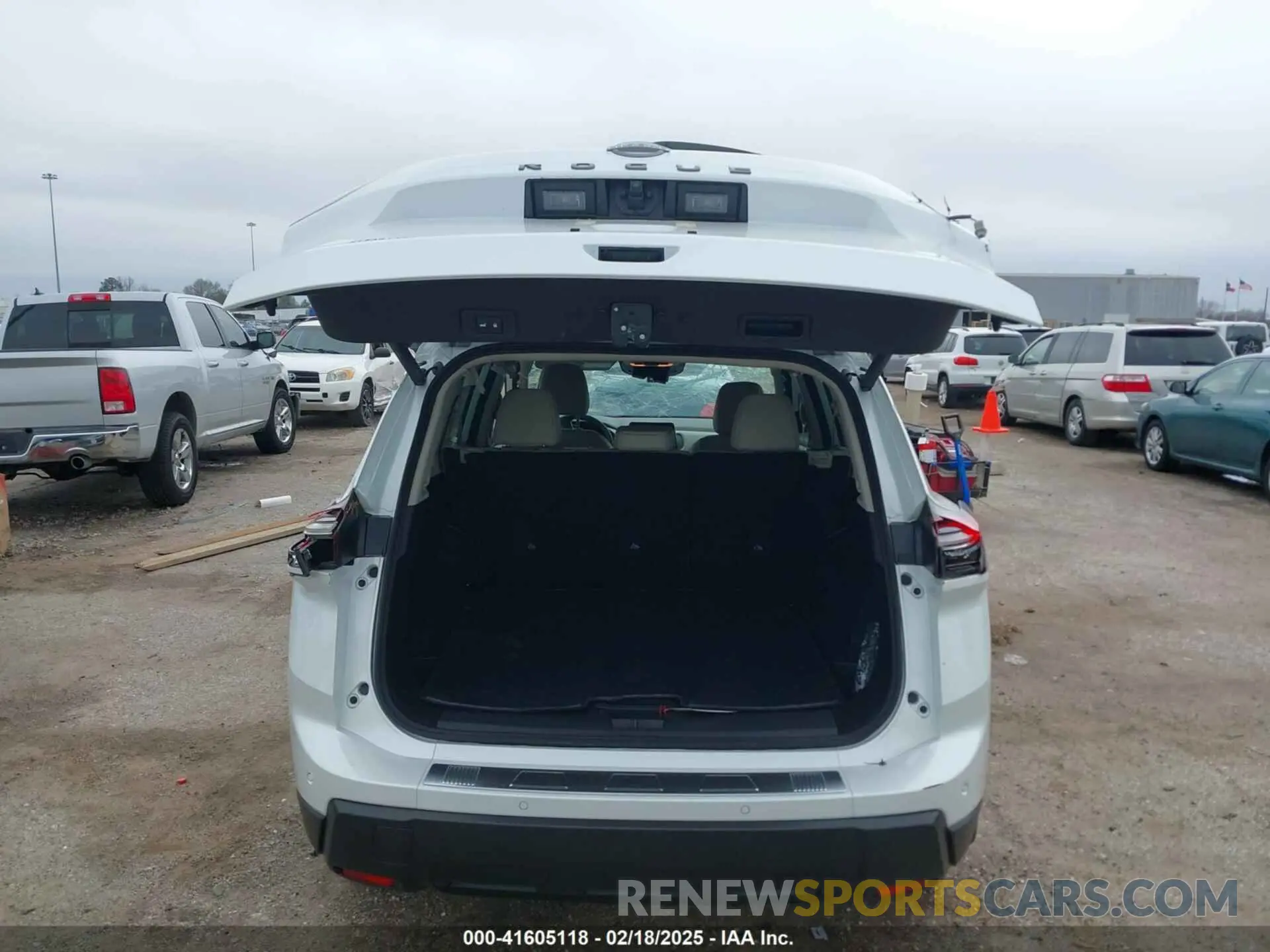 15 Photograph of a damaged car 5N1BT3BA6SC762625 NISSAN ROGUE 2025