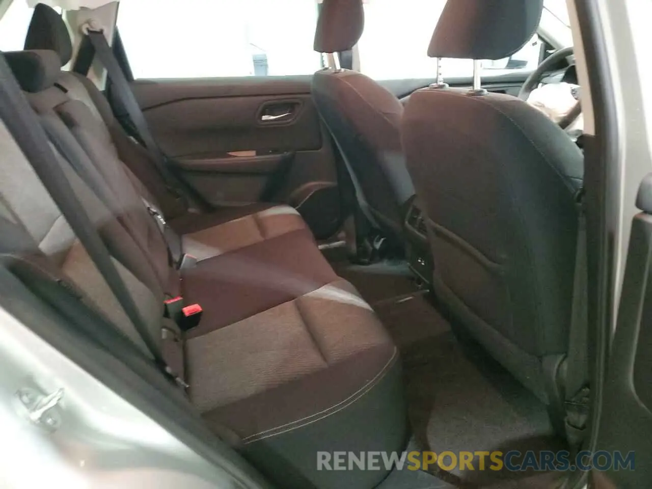 11 Photograph of a damaged car 5N1BT3BA7SC771365 NISSAN ROGUE 2025