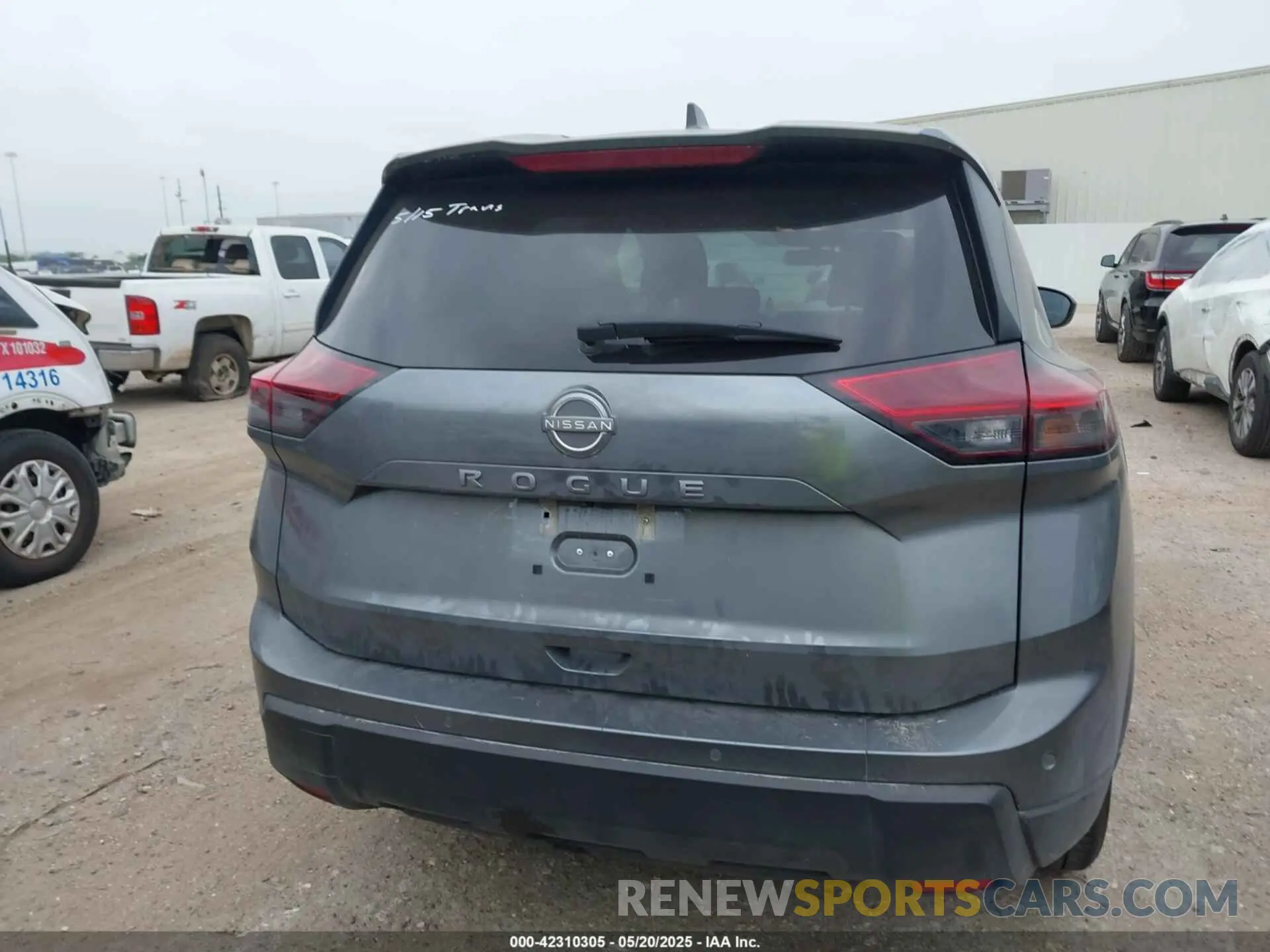 17 Photograph of a damaged car 5N1BT3BA7SC788716 NISSAN ROGUE 2025