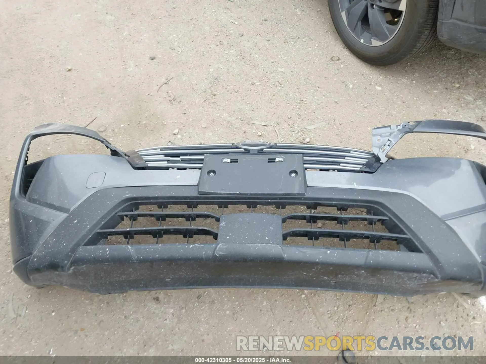 18 Photograph of a damaged car 5N1BT3BA7SC788716 NISSAN ROGUE 2025