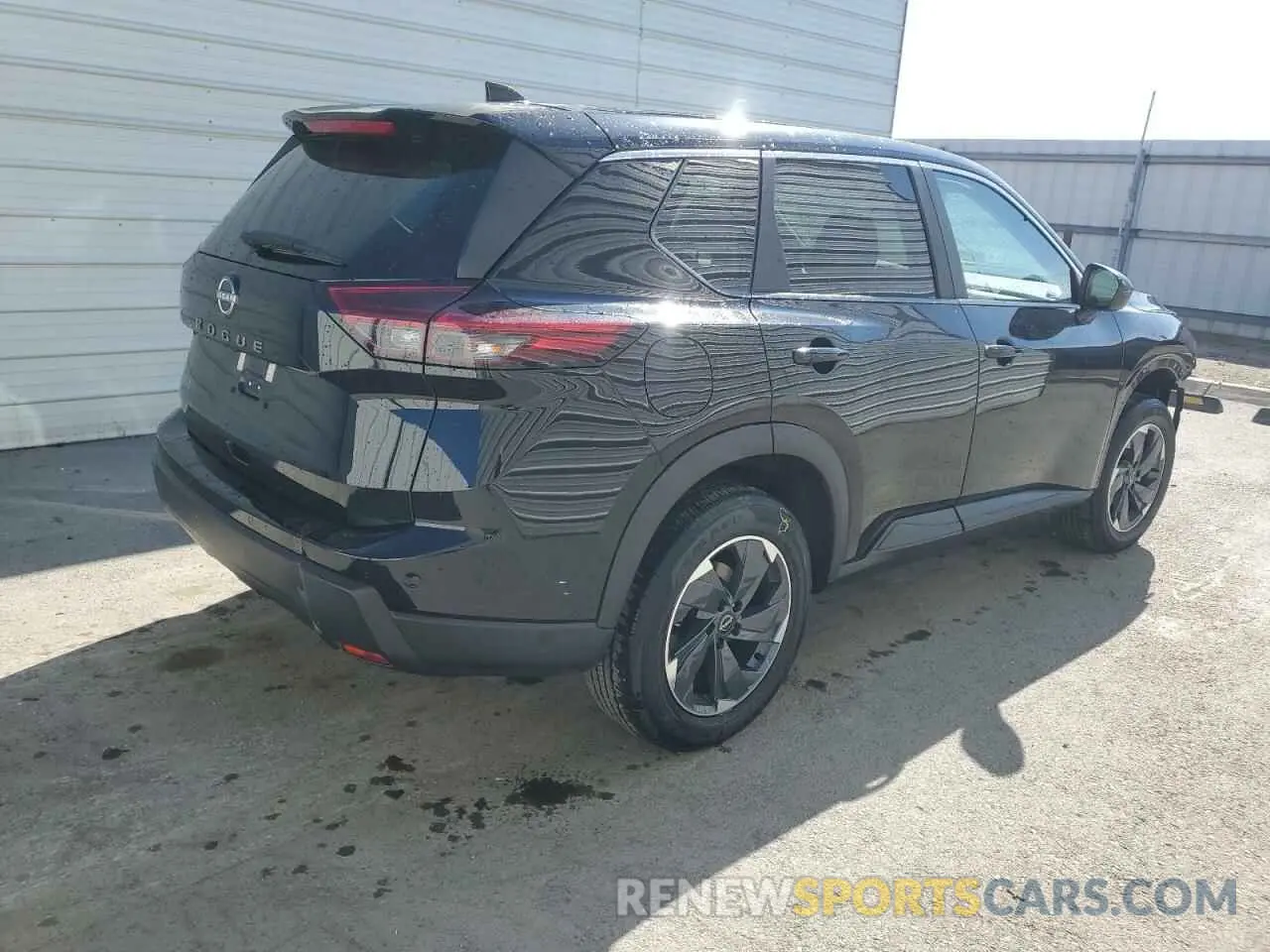 3 Photograph of a damaged car 5N1BT3BA7SC826512 NISSAN ROGUE 2025