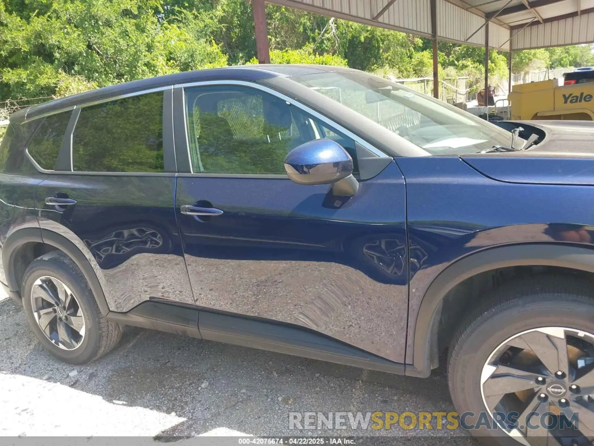 12 Photograph of a damaged car 5N1BT3BA8SC815552 NISSAN ROGUE 2025