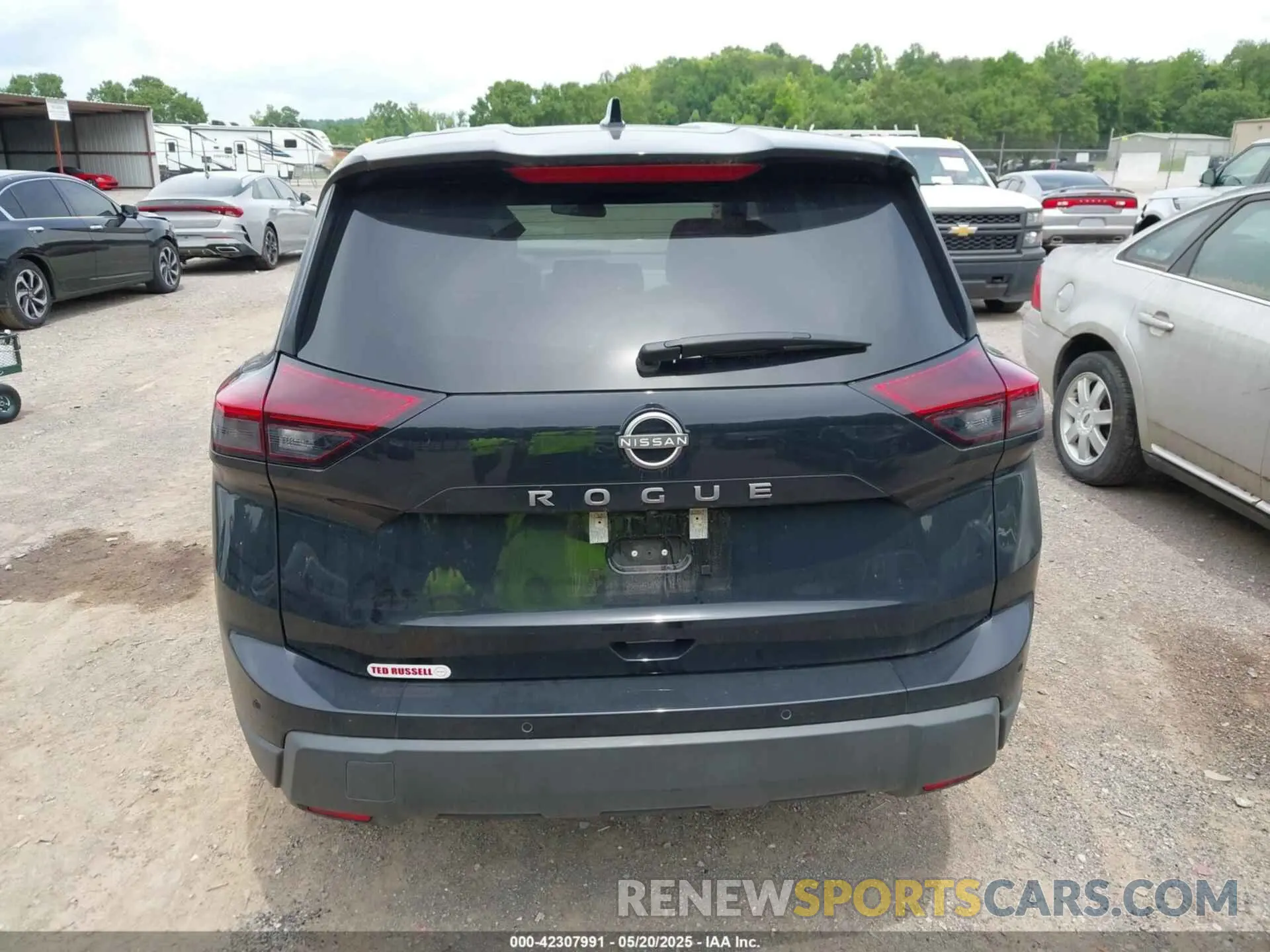 16 Photograph of a damaged car 5N1BT3BA9SC803930 NISSAN ROGUE 2025