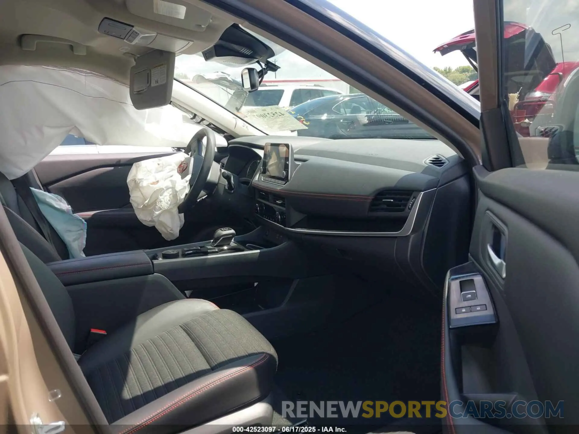 5 Photograph of a damaged car 5N1BT3BB0SC798223 NISSAN ROGUE 2025