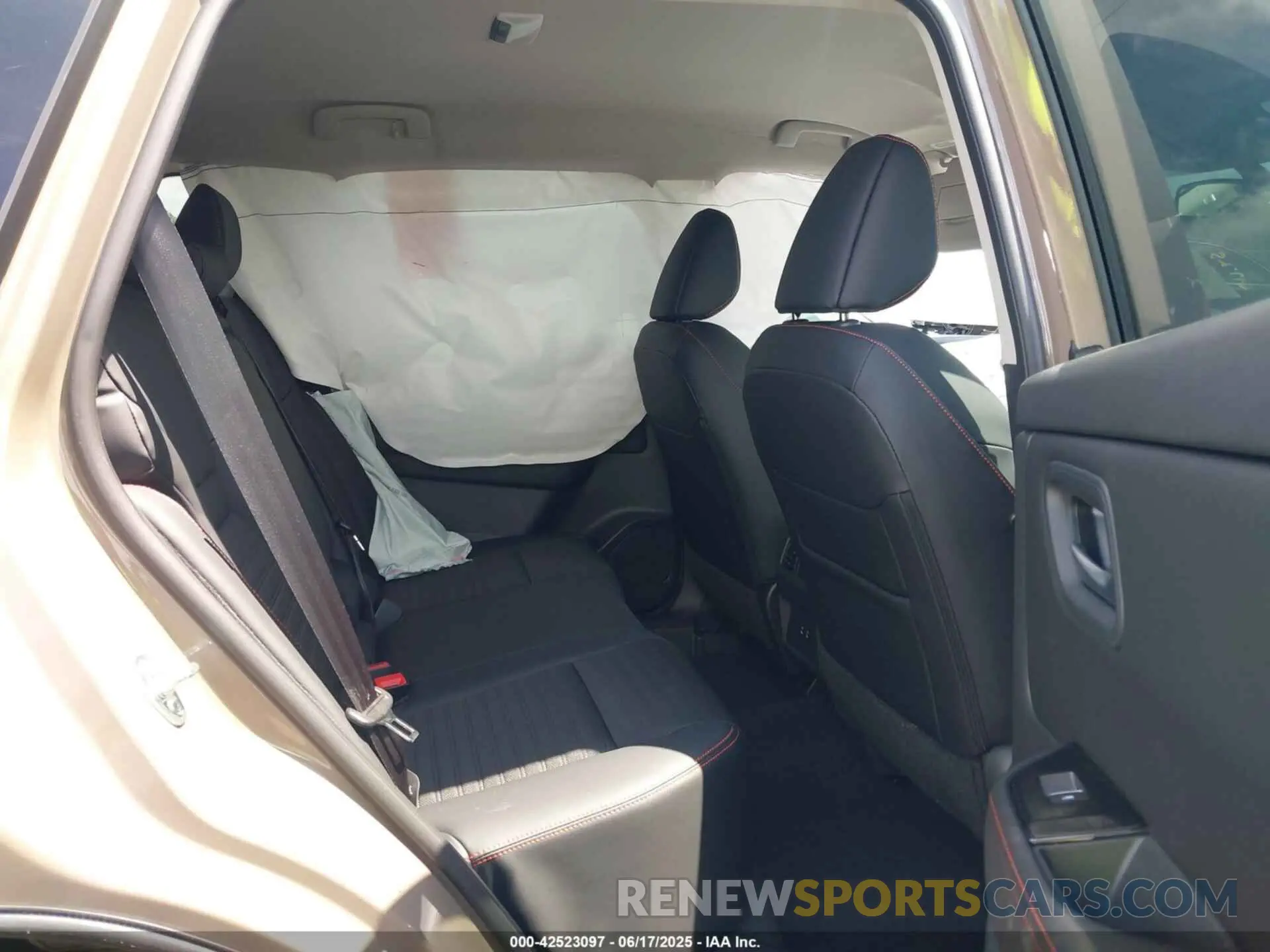 8 Photograph of a damaged car 5N1BT3BB0SC798223 NISSAN ROGUE 2025