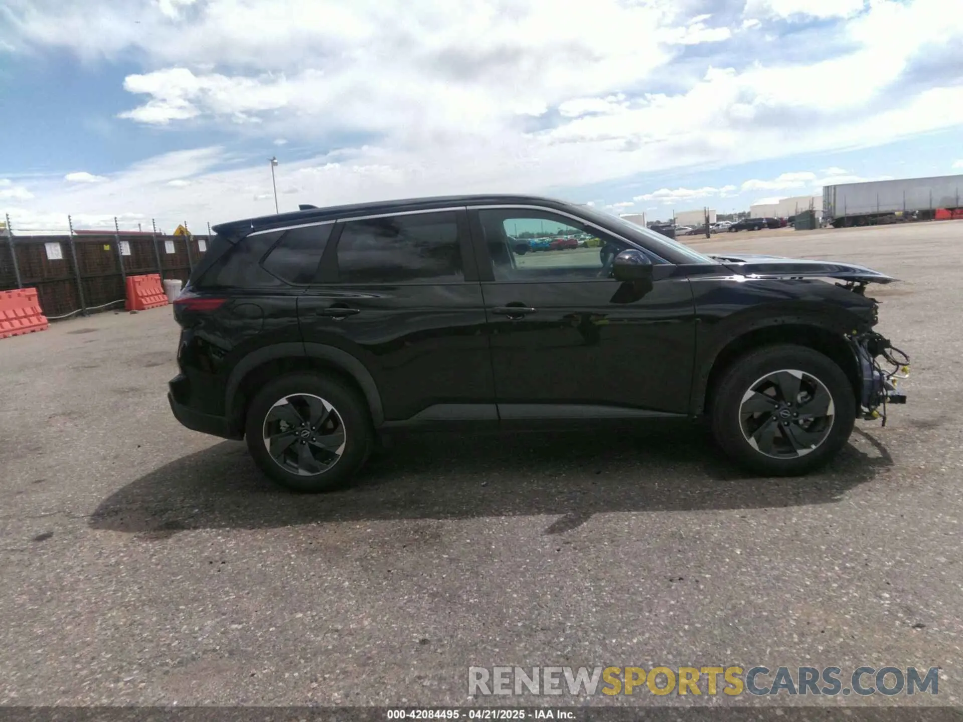 13 Photograph of a damaged car 5N1BT3BB0SC800262 NISSAN ROGUE 2025