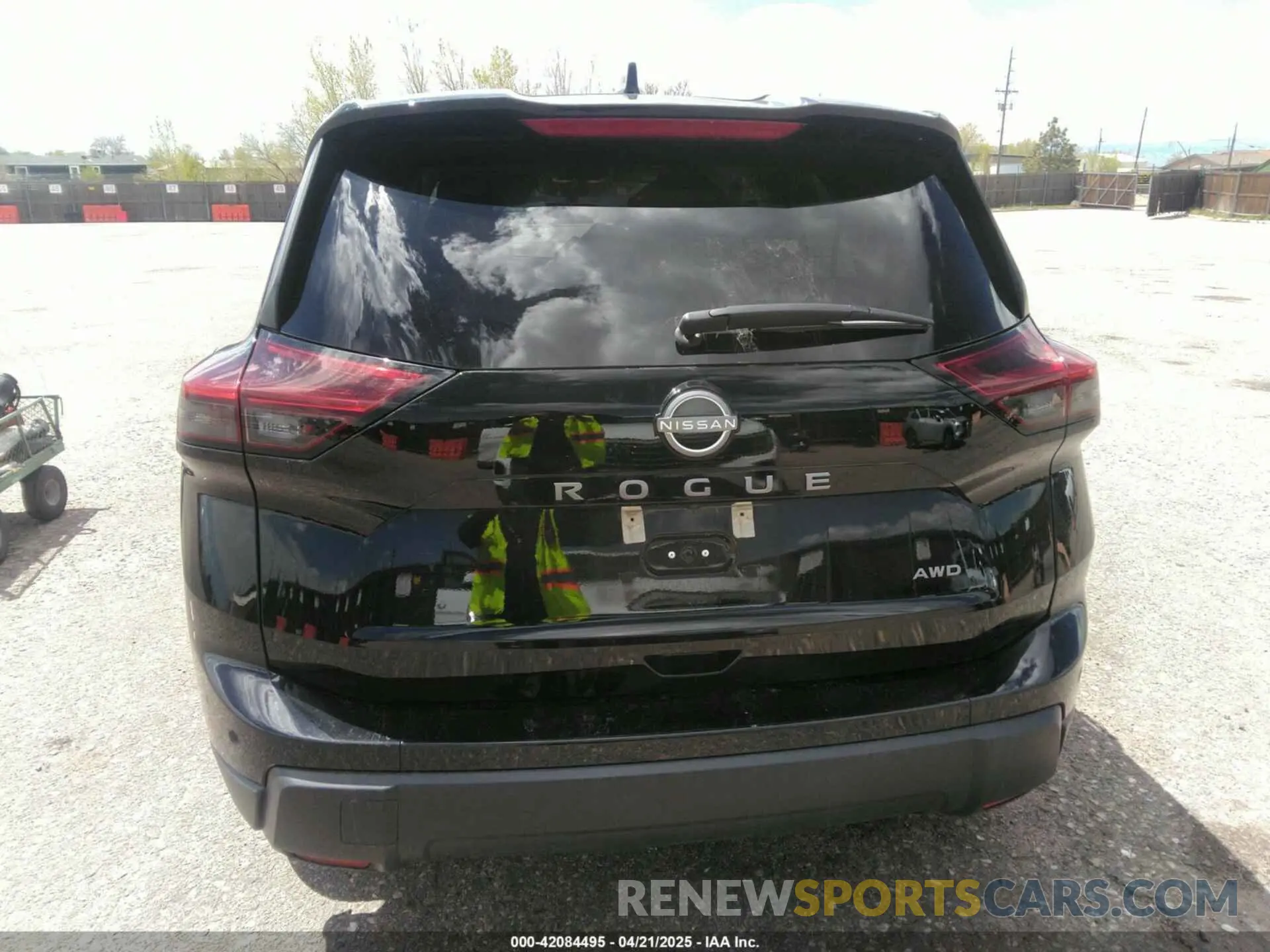 16 Photograph of a damaged car 5N1BT3BB0SC800262 NISSAN ROGUE 2025