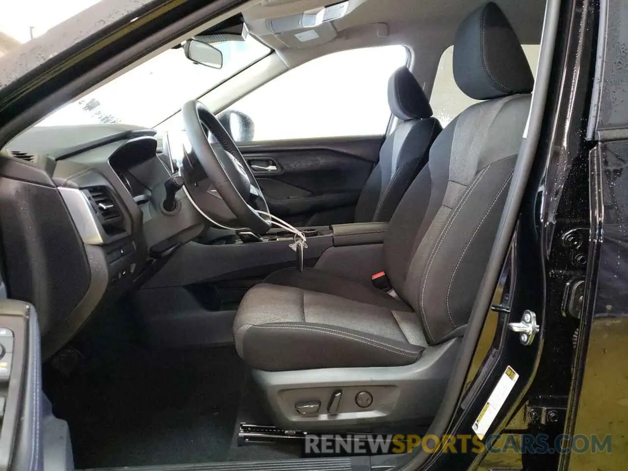 7 Photograph of a damaged car 5N1BT3BB0SC823489 NISSAN ROGUE 2025