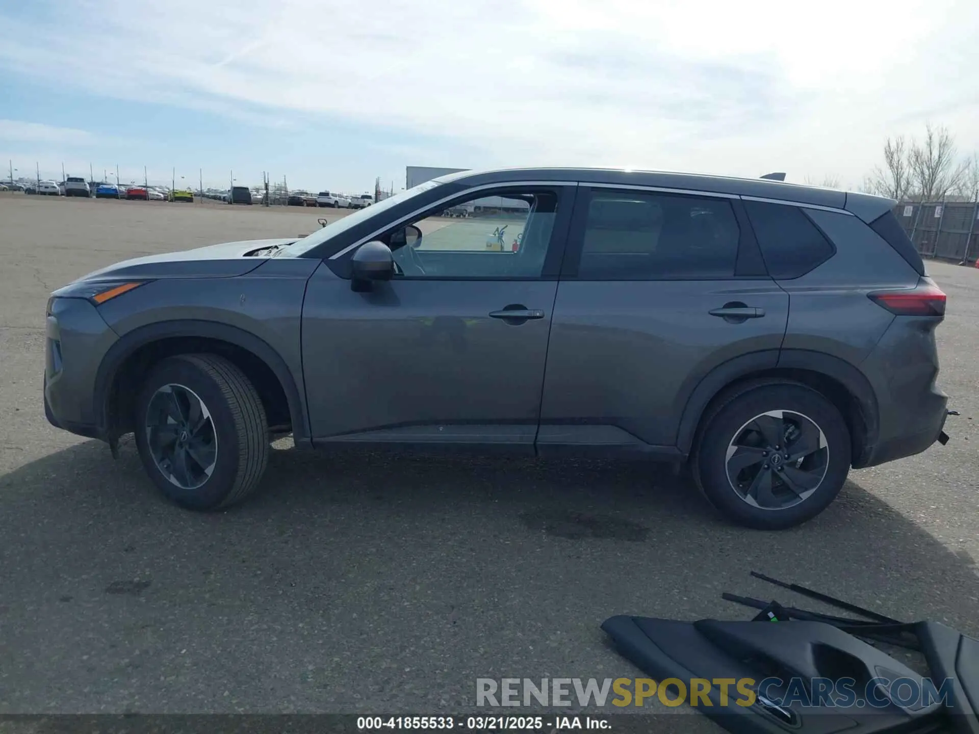 15 Photograph of a damaged car 5N1BT3BB1SC793287 NISSAN ROGUE 2025
