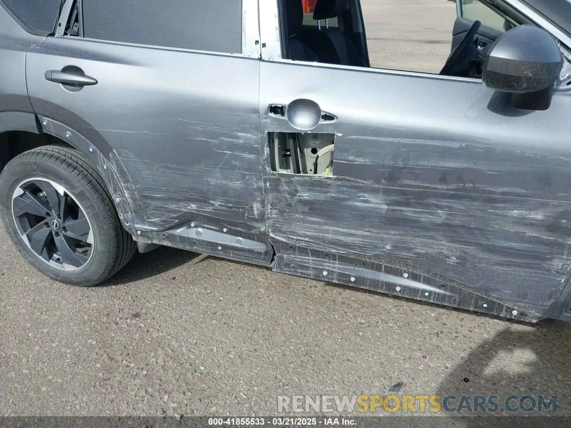 6 Photograph of a damaged car 5N1BT3BB1SC793287 NISSAN ROGUE 2025