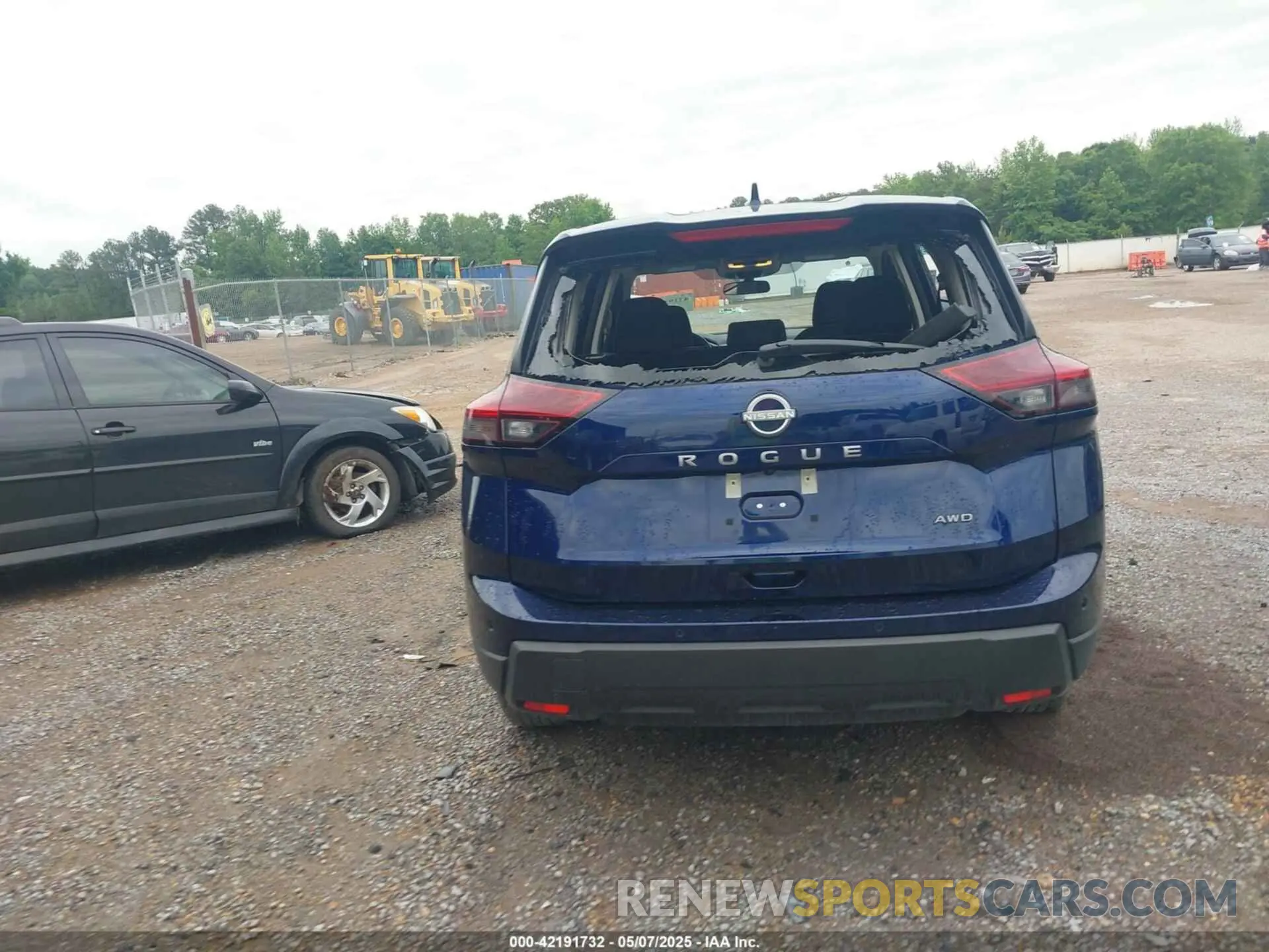 16 Photograph of a damaged car 5N1BT3BB2SC782704 NISSAN ROGUE 2025