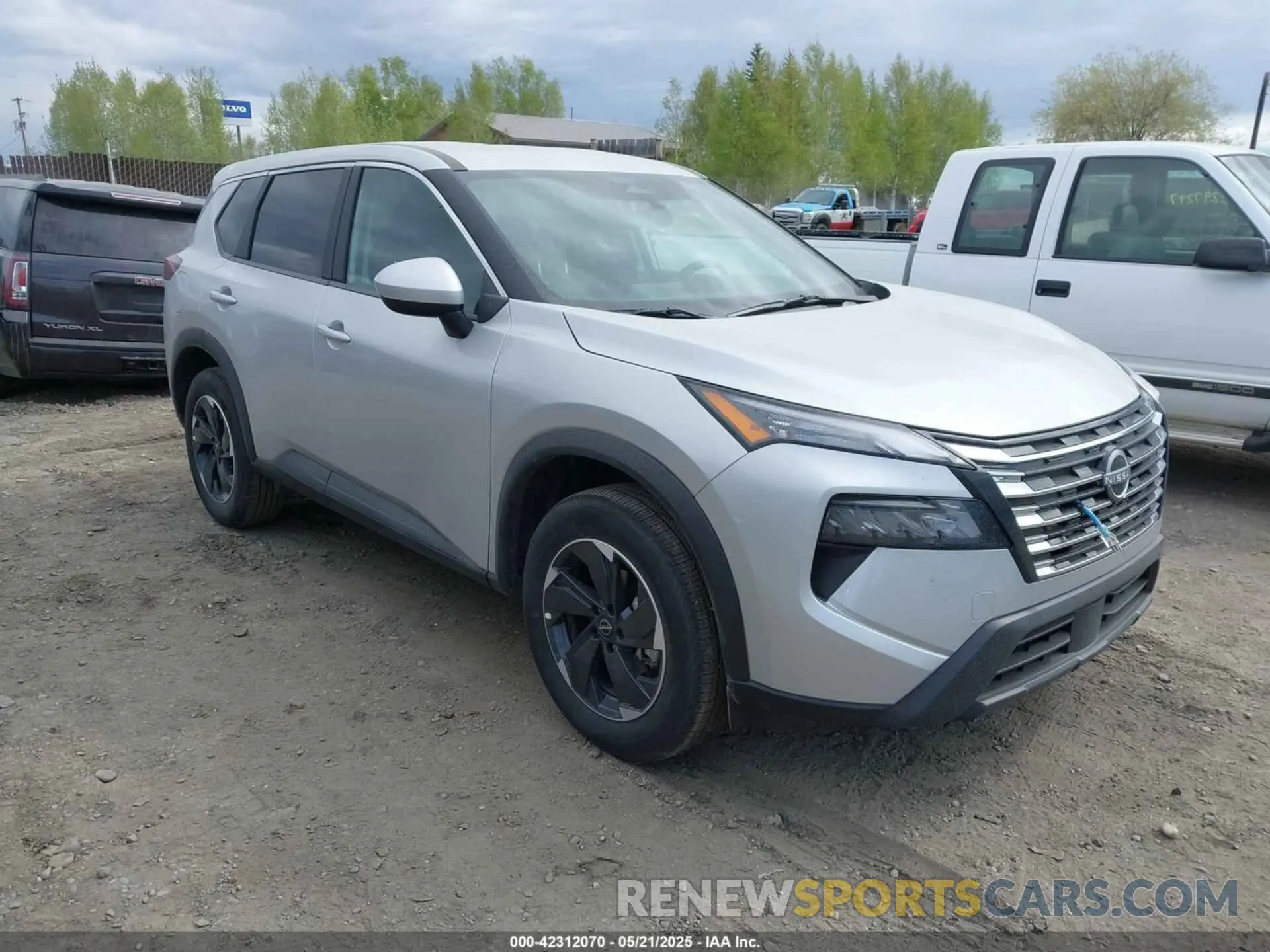 1 Photograph of a damaged car 5N1BT3BB2SC807603 NISSAN ROGUE 2025
