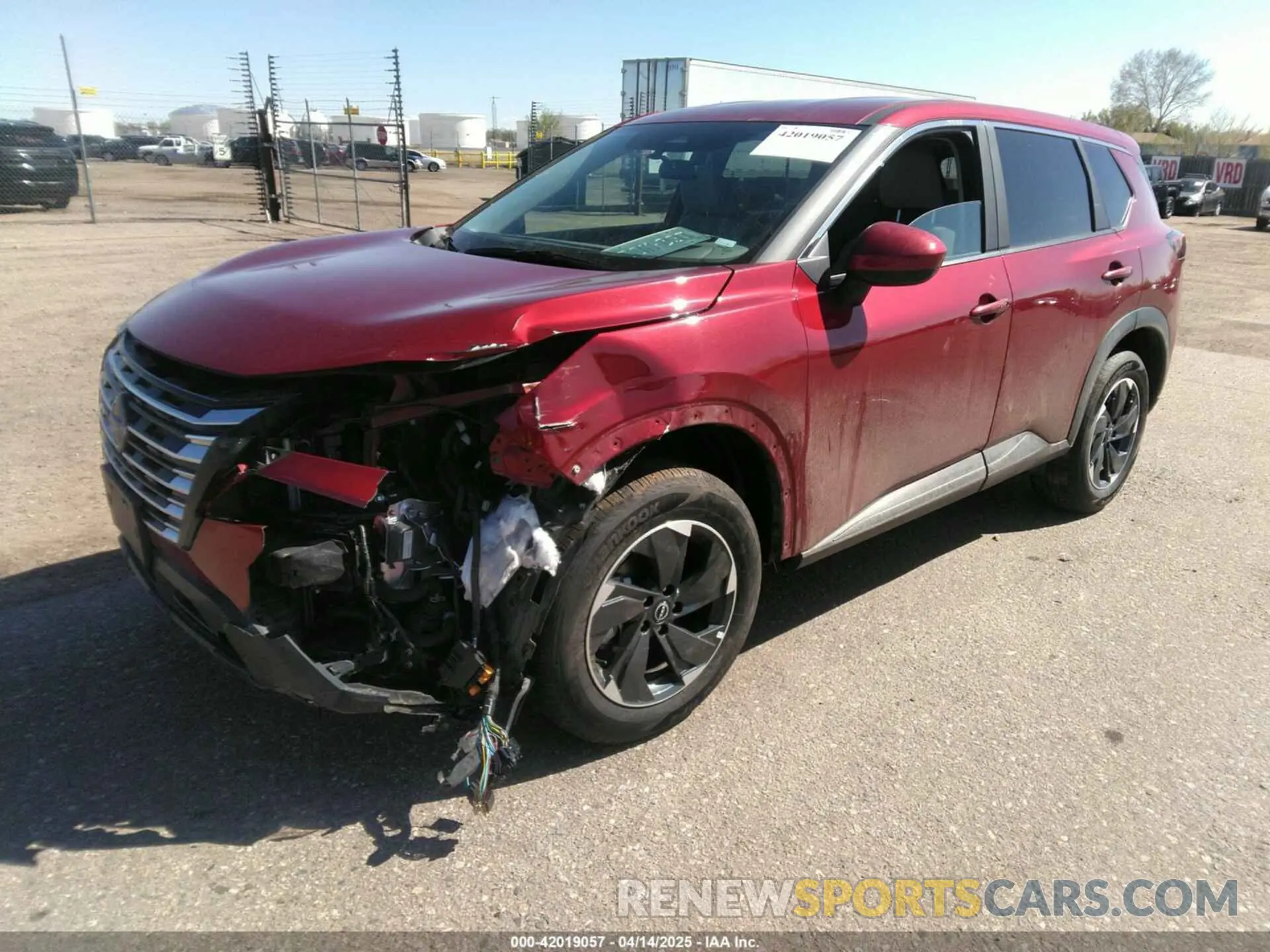 2 Photograph of a damaged car 5N1BT3BB3SC772019 NISSAN ROGUE 2025