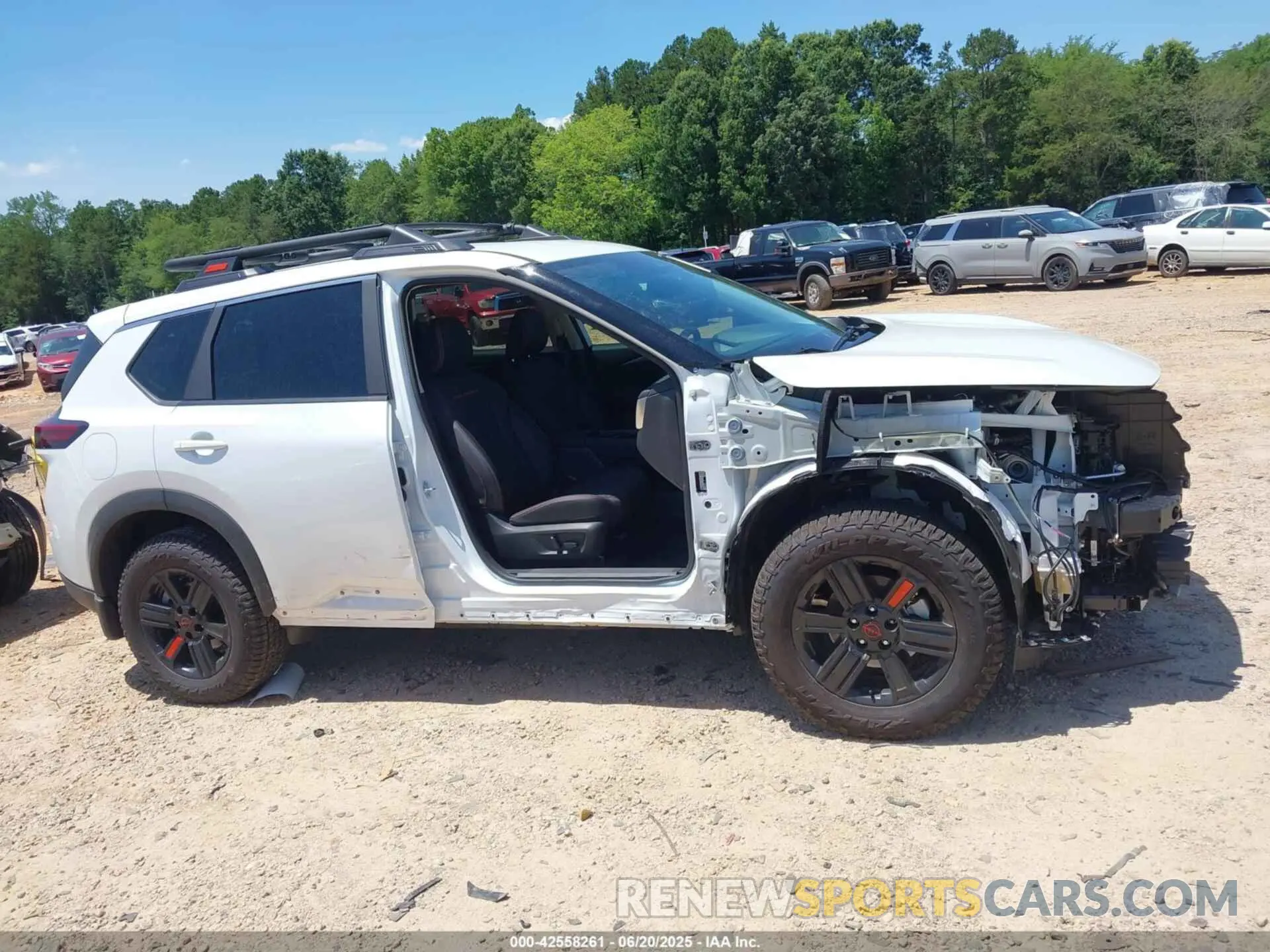 13 Photograph of a damaged car 5N1BT3BB3SC794621 NISSAN ROGUE 2025