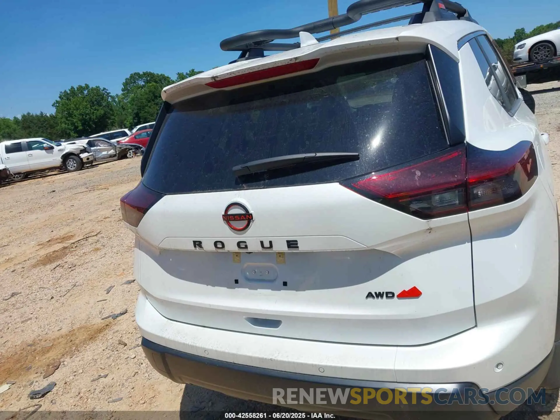 16 Photograph of a damaged car 5N1BT3BB3SC794621 NISSAN ROGUE 2025