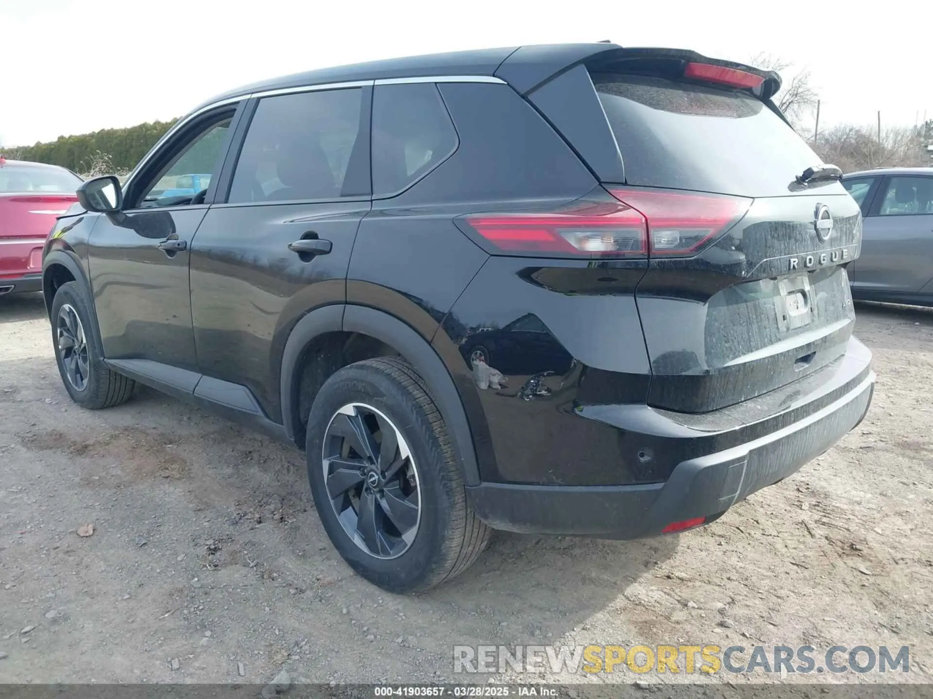 3 Photograph of a damaged car 5N1BT3BB3SC808226 NISSAN ROGUE 2025
