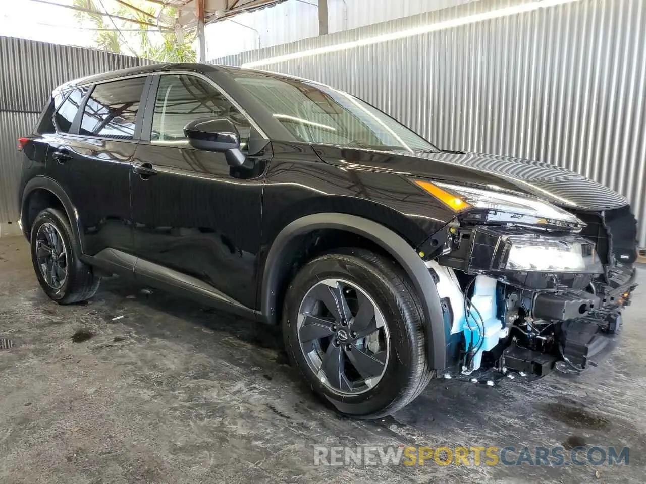4 Photograph of a damaged car 5N1BT3BB3SC815385 NISSAN ROGUE 2025