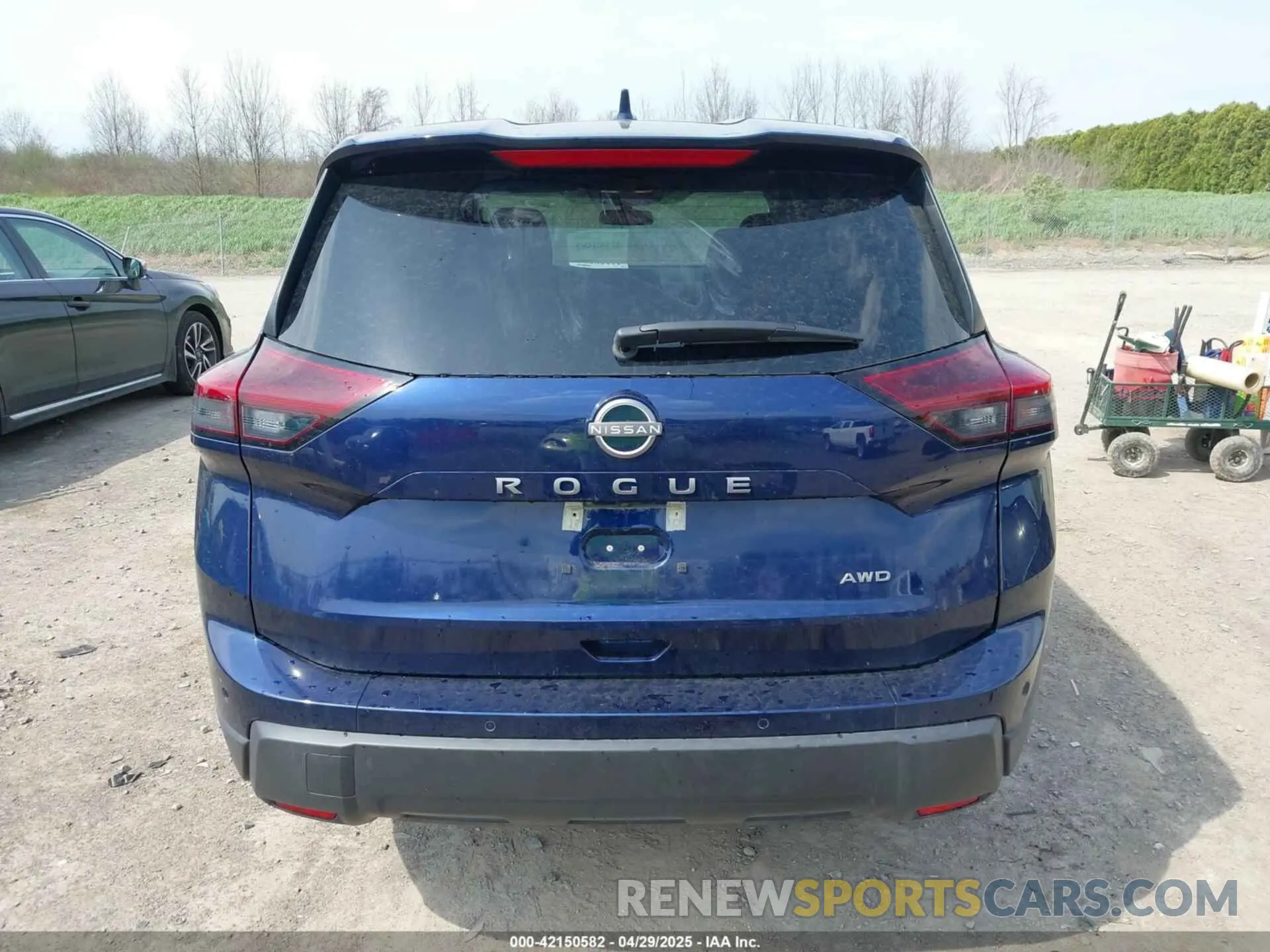 17 Photograph of a damaged car 5N1BT3BB4SC767735 NISSAN ROGUE 2025
