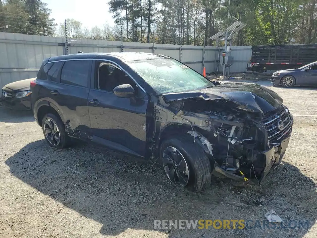 4 Photograph of a damaged car 5N1BT3BB4SC776371 NISSAN ROGUE 2025