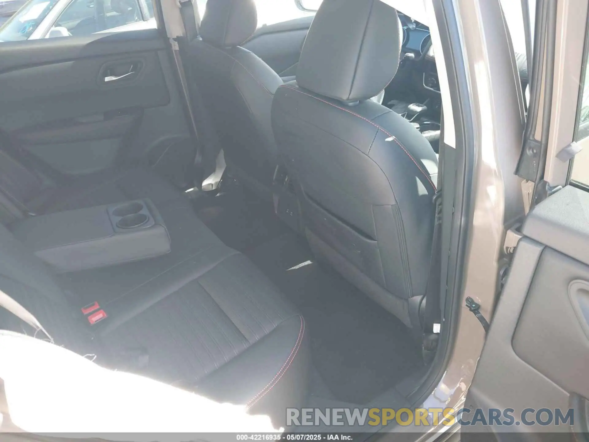 8 Photograph of a damaged car 5N1BT3BB6SC763850 NISSAN ROGUE 2025