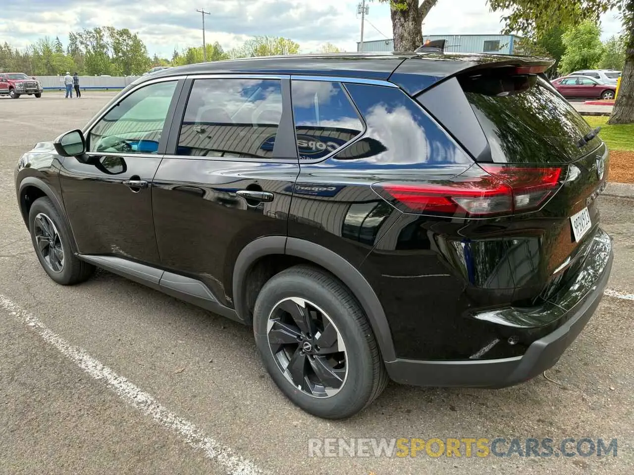 3 Photograph of a damaged car 5N1BT3BB6SC776954 NISSAN ROGUE 2025