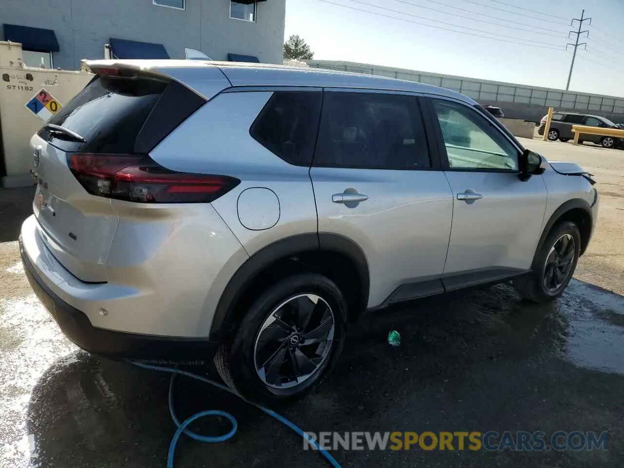 3 Photograph of a damaged car 5N1BT3BB6SC789400 NISSAN ROGUE 2025